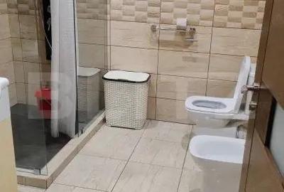 Casă cu Teren 614 Mp în Central - 8