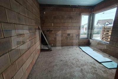 Casa finisata la cheie la intrare in Santandrei racordata la toate utilitatile - 5