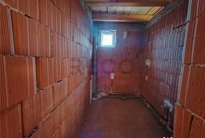 Apartament cu 5 camere decomandat în Central - 2