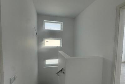 Casă cu 4 camere cu Teren 250 Mp în Berceni - 8