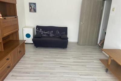 Garsonieră decomandată, mobilată în Sud - 2