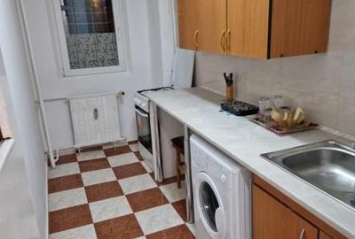 Vanzare Garsoniera zona Mall Vitan Bloc Reabilitat - 1