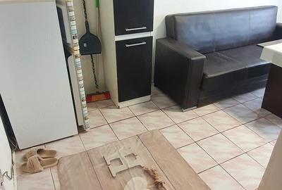 Garsonieră decomandată în Central - 4