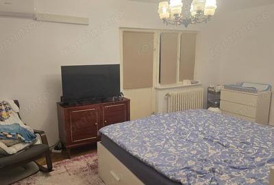 Vand apartament 3 camere decomandat in Deva cu GARAJ si BOXA sub bloc, etaj 1, zona I Corvin, izolat - 1