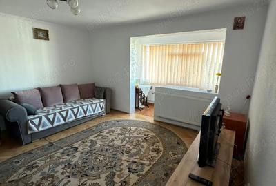 Inchiriez apartament cu loc parcare inclus - 1