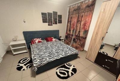 Aparatorii patriei vila curte - 1