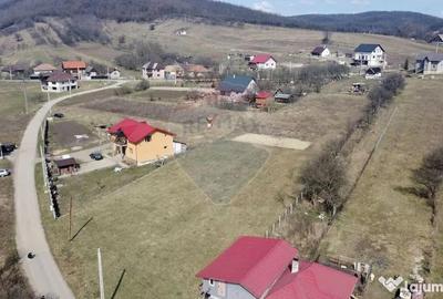 Teren de 3591 mp, în Aghireșu - 10