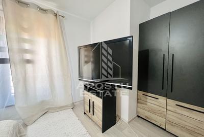 Casa cu 4 camere , 2 bai si curte proprie , in Dumbravita - 10