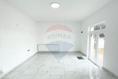 Hala constructie noua + spatiu de birouri stradal - 5