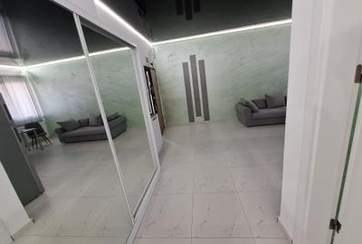 Mamaia Nord Promenada Apartament 2 camere si parcare prima linie la mare - 4