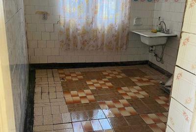 Casă cu 3 camere în Central - 2