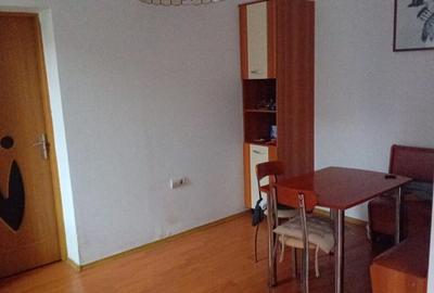 Garsoniera de inchiriat - 3