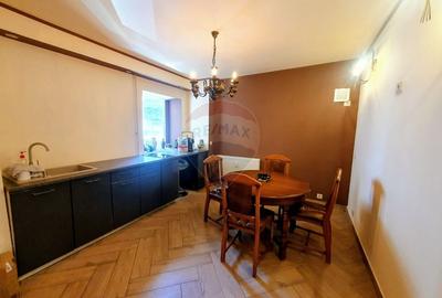 Apartament cu 3 camere decomandat, mobilat în Rahova - 1
