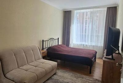 Apartament cu 3 camere în Obor