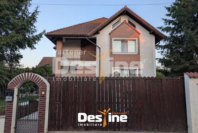 Casă individuală cu 6 camere cu Canalizare în Bucium - 2