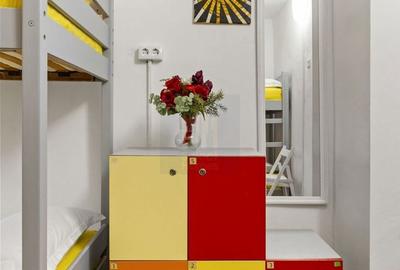 Casă cu 8 camere cu Canalizare în Central - 9