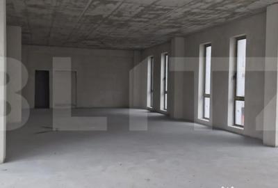 Spațiu comercial, de 150 mp, în Central - 1