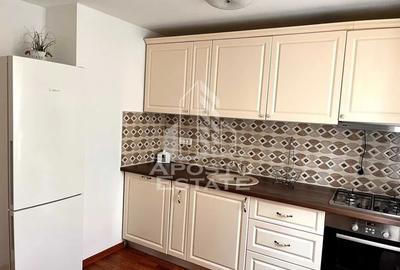 Apartament cu 4 camere, Central, 2 bai, Centrala Proprie - 3