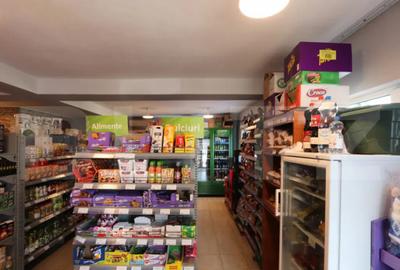 Spațiu comercial, de 163 mp, în Central - 8