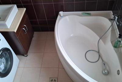Casă și spatiu comercial - 8