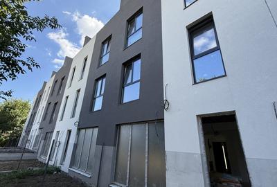 Townhouse P+2+3r terasa, 5 camere, in Kamsas, zona de case, finalizata - 1