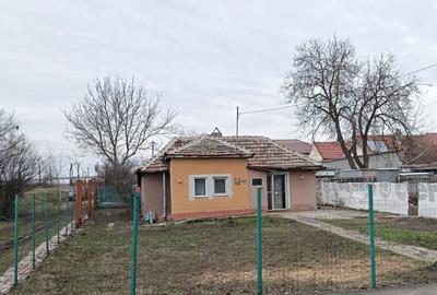 Casă individuală cu 2 camere cu Canalizare în Ronaț - 8