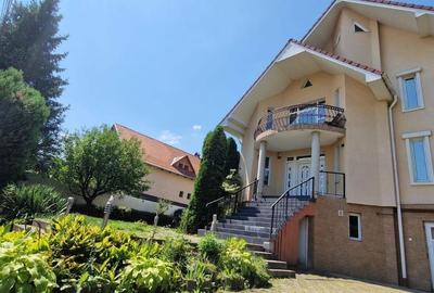Casă cu 4 camere în Vulcan - 10