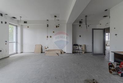 Cladire de 902 mp utili de vanzare, zona Grivitei - DN 13, COMISION 0 - 54