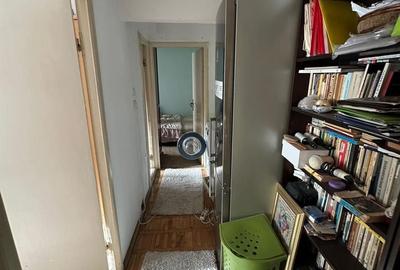 Apartament cu 3 camere semidecomandat în Girocului - 9