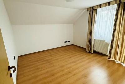 Casă cu 4 camere cu Teren 490 Mp în Est - 14