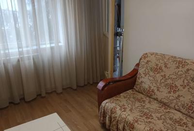 Apartament cu 3 camere decomandat în Kamsas - 3