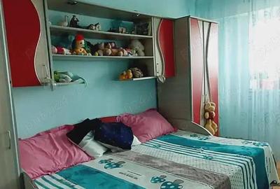 Apartament 3 camere cf.1 dec. etajul 8 cu pod, Cal. Calarasilor - Calarasi 4 - 7