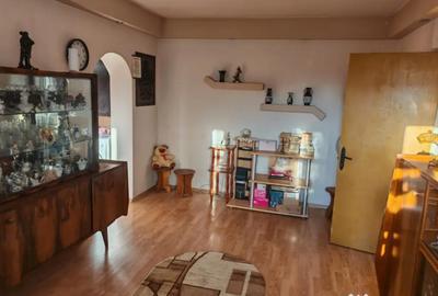 Apartament cu 2 camere semidecomandat în Dacia - 9
