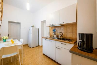 Garsonieră decomandată în Central - 4