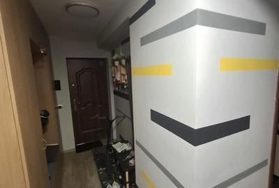 Apartament cu 3 camere decomandat în Central - 1