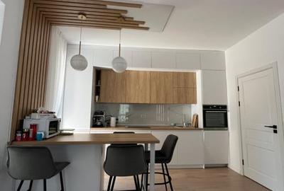 *Vila Bucium-Visan* - 650mp teren - *toate utilitatile* - 13