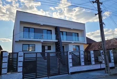 Casă în Central - 10