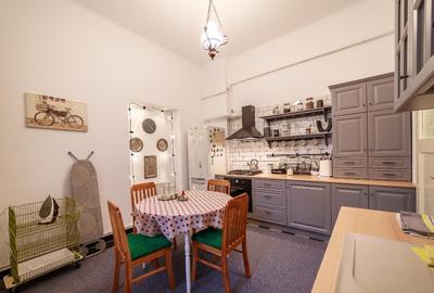 Apartament de inchiriat in casa, 4 camere, Central Brasov - 13