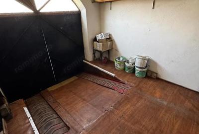 Casă cu 6 camere cu Canalizare în Delfinariu - 12