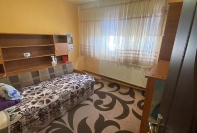 Apartament 3 camere decomandat,etaj 4/4 Bld. Racoteanu, Filiasi - 4