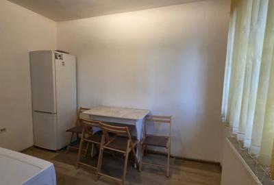 Apartament cu 3 camere decomandat în Central - 11