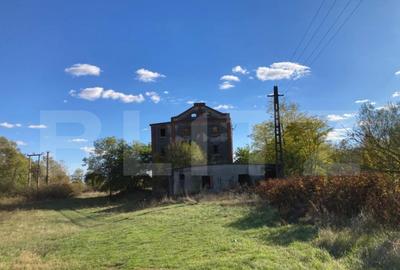 Teren de 25383 mp, în Central