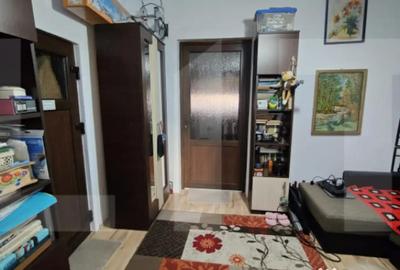 Apartament cu 3 camere decomandat în UTA - 8