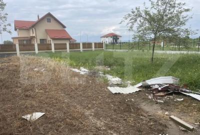 Casă cu 4 camere cu Teren 716 Mp în Botiz - 1