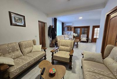 Casă cu 3 camere cu Teren 804 Mp în Obor - 2
