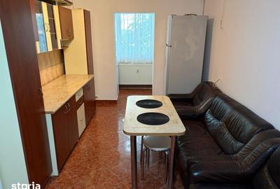 Apartament cu 2 camere decomandat, mobilat în Bucovina