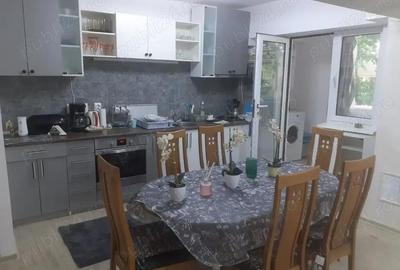 Vanzare Apartament cu 3 cam. cf.1 dec. supr.73.mp., mobilat si utilat in zona Obor - Scolilor - 2