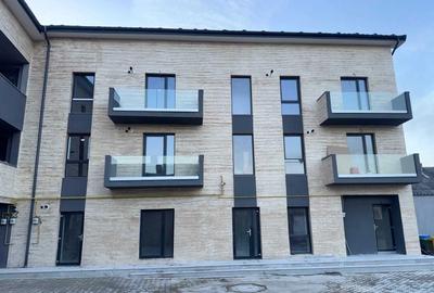 Spațiu comercial, de 37 mp, în Central - 4