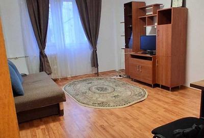 Apartament cu 2 camere semidecomandat în Berceni