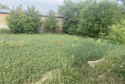 Casa si teren de in Suraia, zona Cimitirul central ,2087 mp - 4